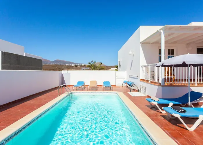 Tania Vila Puerto del Carmen (Lanzarote)