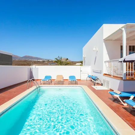 Tania Villa Puerto del Carmen (Lanzarote)