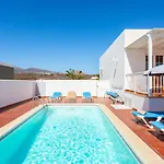 Tania Villa Puerto del Carmen (Lanzarote)